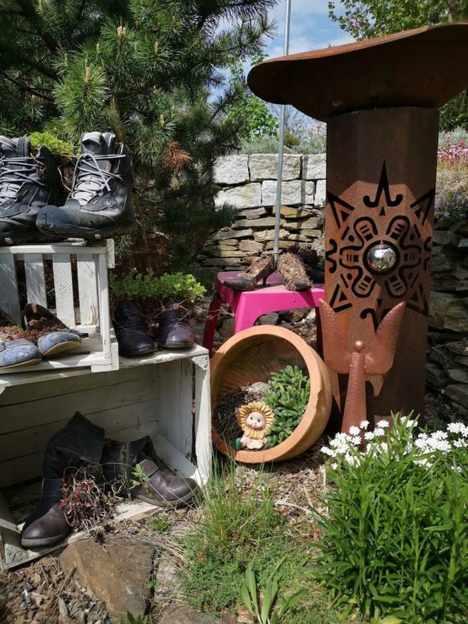 Im Erzgebirge Wandern, Fahrrad fahren oder entspannen Ehrenfriedersdorf Exterior foto